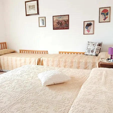 Casa Rita E Melany Nurachi